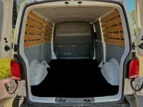 Volkswagen Transporter (2023) thumbnail 12