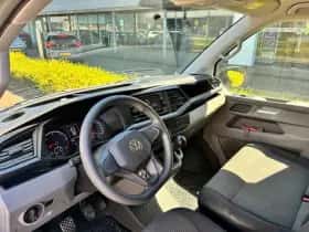 Volkswagen Transporter (2023) thumbnail 6