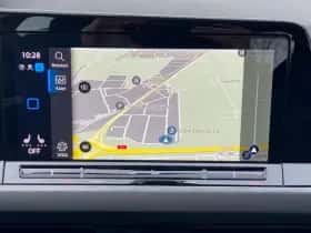 Volkswagen Golf (2022) thumbnail 16