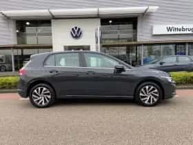 Volkswagen Golf (2022) thumbnail 8