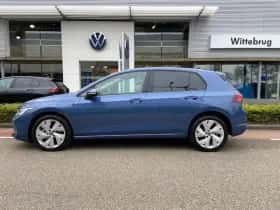 Volkswagen Golf (2025) thumbnail 4