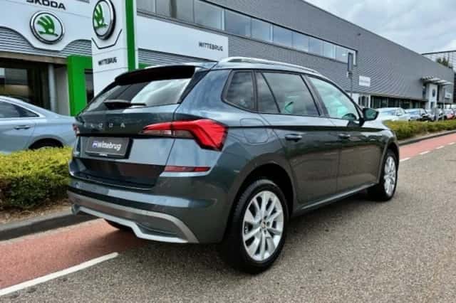 Škoda Kamiq (2022) thumbnail 4