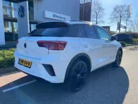 Volkswagen T-Roc (2022) thumbnail 4