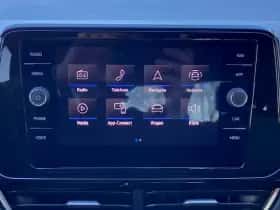 Volkswagen T-Roc (2022) thumbnail 10