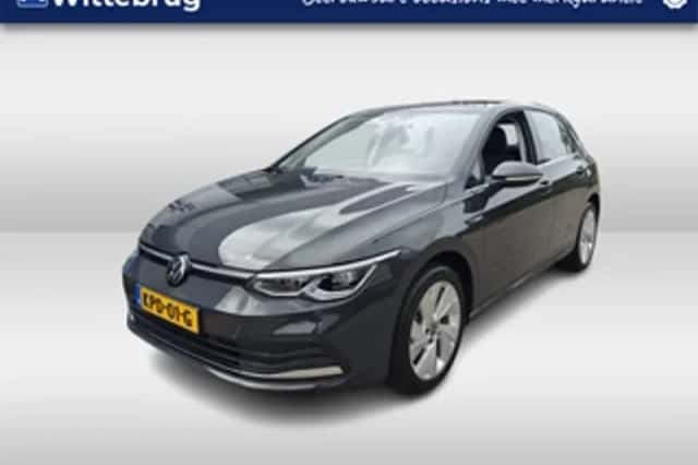 Volkswagen Golf (2024) thumbnail 1