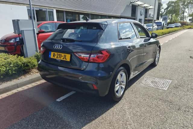 Audi A1 (2022) thumbnail 4