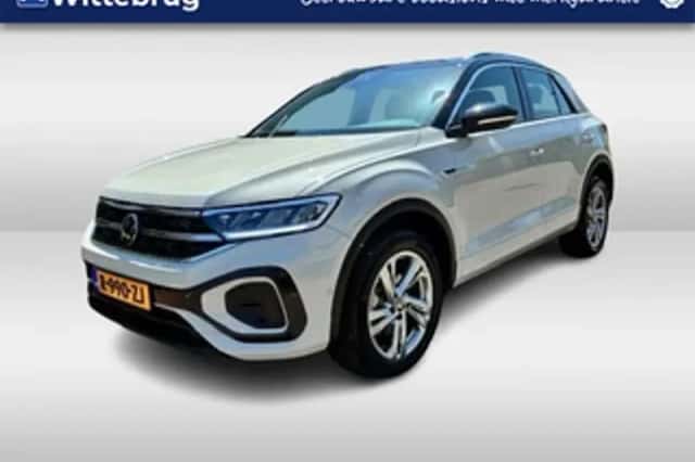 Volkswagen T-Roc (2023) thumbnail 1