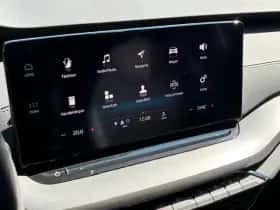Škoda Octavia (2023) thumbnail 11