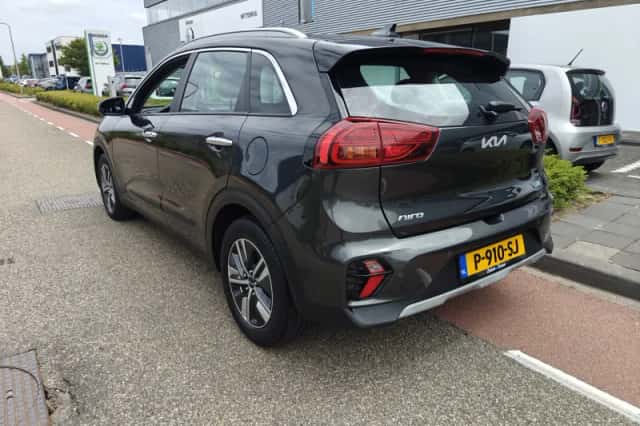 Kia Niro (2022) thumbnail 3