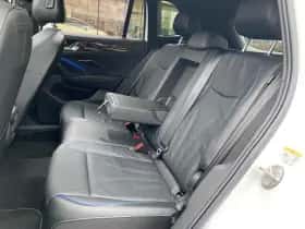 Volkswagen Tiguan (2025) thumbnail 16