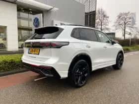Volkswagen Tiguan (2025) thumbnail 4