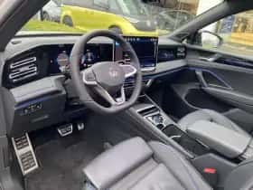 Volkswagen Tiguan (2025) thumbnail 6