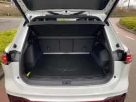 Volkswagen Tiguan (2025) thumbnail 9