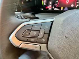 Volkswagen Golf (2022) thumbnail 24