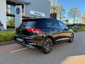 Volkswagen Golf (2022) thumbnail 4