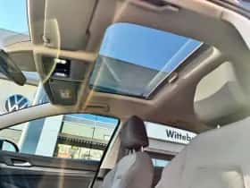 Volkswagen Golf (2022) thumbnail 9