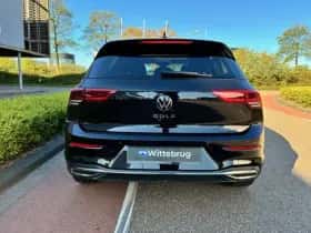 Volkswagen Golf (2022) thumbnail 10