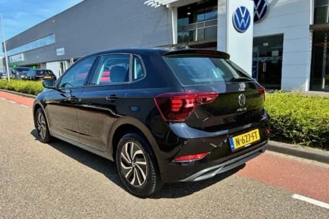 Volkswagen Polo (2021) thumbnail 3