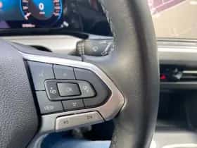 Volkswagen Golf (2022) thumbnail 19