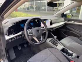 Volkswagen Golf (2022) thumbnail 6