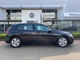 Volkswagen Golf (2022) thumbnail 8