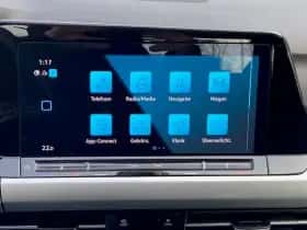 Volkswagen Golf (2022) thumbnail 9