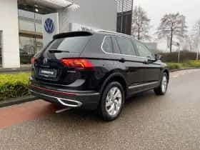 Volkswagen Tiguan (2022) thumbnail 4