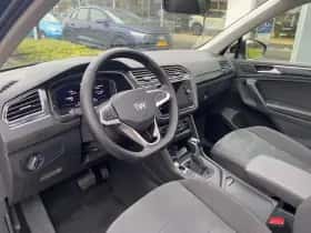 Volkswagen Tiguan (2022) thumbnail 6