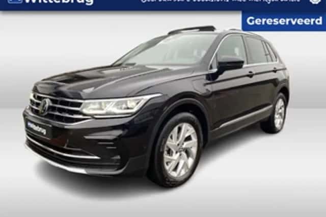Volkswagen Tiguan (2022) thumbnail 1