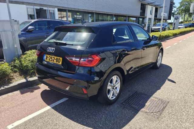 Audi A1 (2022) thumbnail 4