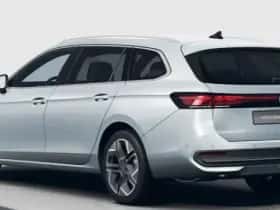 Volkswagen Passat (2025) thumbnail 3