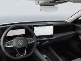 Volkswagen Passat (2025) thumbnail 6
