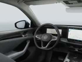 Volkswagen Passat (2025) thumbnail 7
