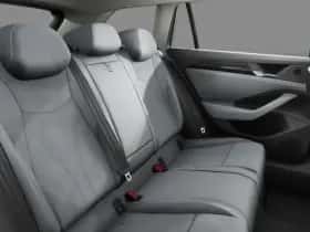 Volkswagen Passat (2025) thumbnail 9