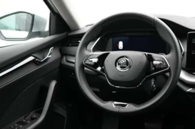 Škoda Octavia (2021) thumbnail 6