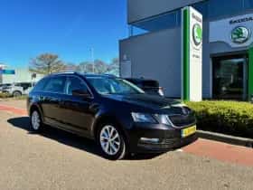 Škoda Octavia (2019) thumbnail 14
