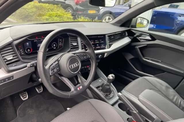 Audi A1 (2023) thumbnail 6