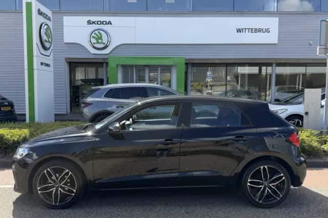 Audi A1 (2022) thumbnail 2
