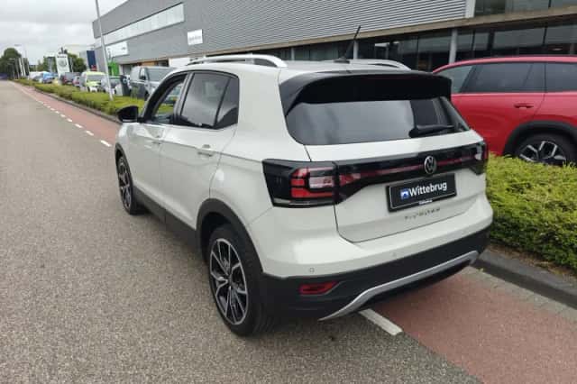 Volkswagen T-Cross (2021) thumbnail 3