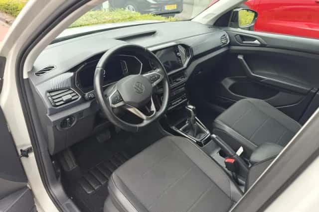 Volkswagen T-Cross (2021) thumbnail 6