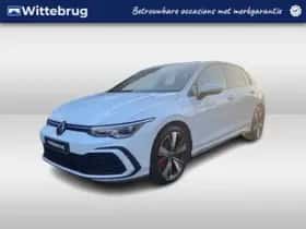 Volkswagen Golf (2021) thumbnail 1
