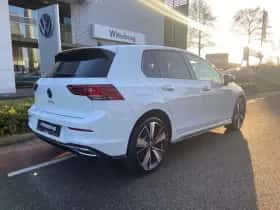 Volkswagen Golf (2021) thumbnail 3