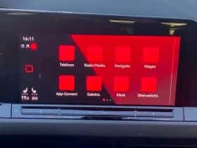 Volkswagen Golf (2021) thumbnail 10