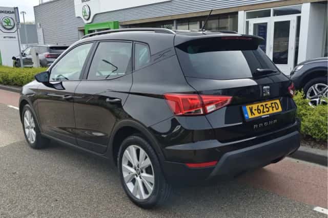 SEAT Arona (2020) thumbnail 3