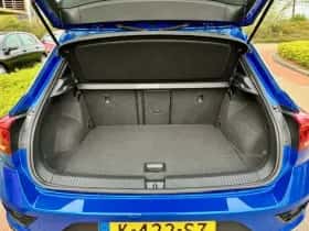 Volkswagen T-Roc (2021) thumbnail 10