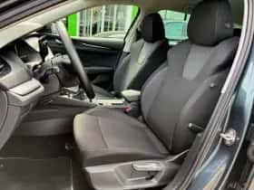 Škoda Octavia (2021) thumbnail 11