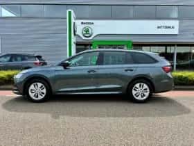 Škoda Octavia (2021) thumbnail 17