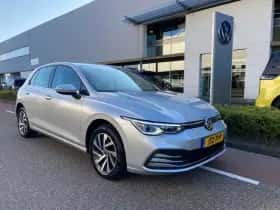Volkswagen Golf (2021) thumbnail 14