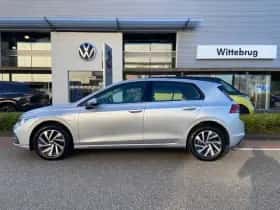 Volkswagen Golf (2021) thumbnail 17