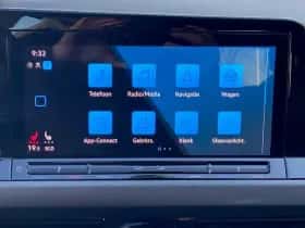 Volkswagen Golf (2021) thumbnail 10